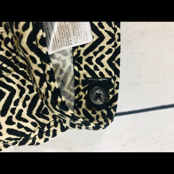 Girl size 14 shorts geometric print - Picture 6 of 8